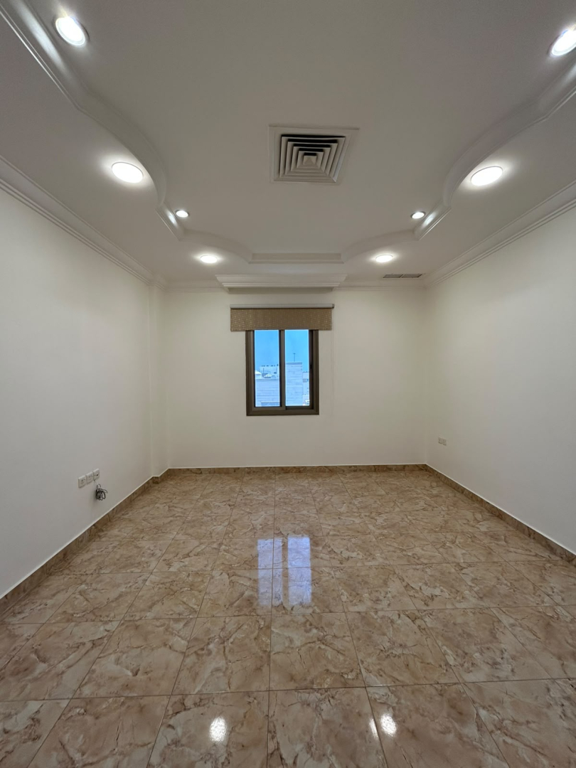دور سكني للإيجار في مبارك الكبير