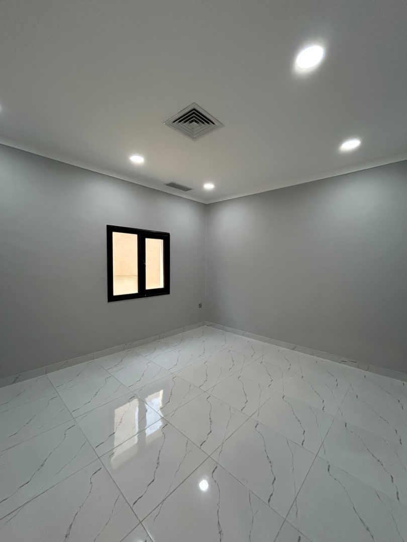 شقة سكنية للإيجار في الأندلس قطعة 3