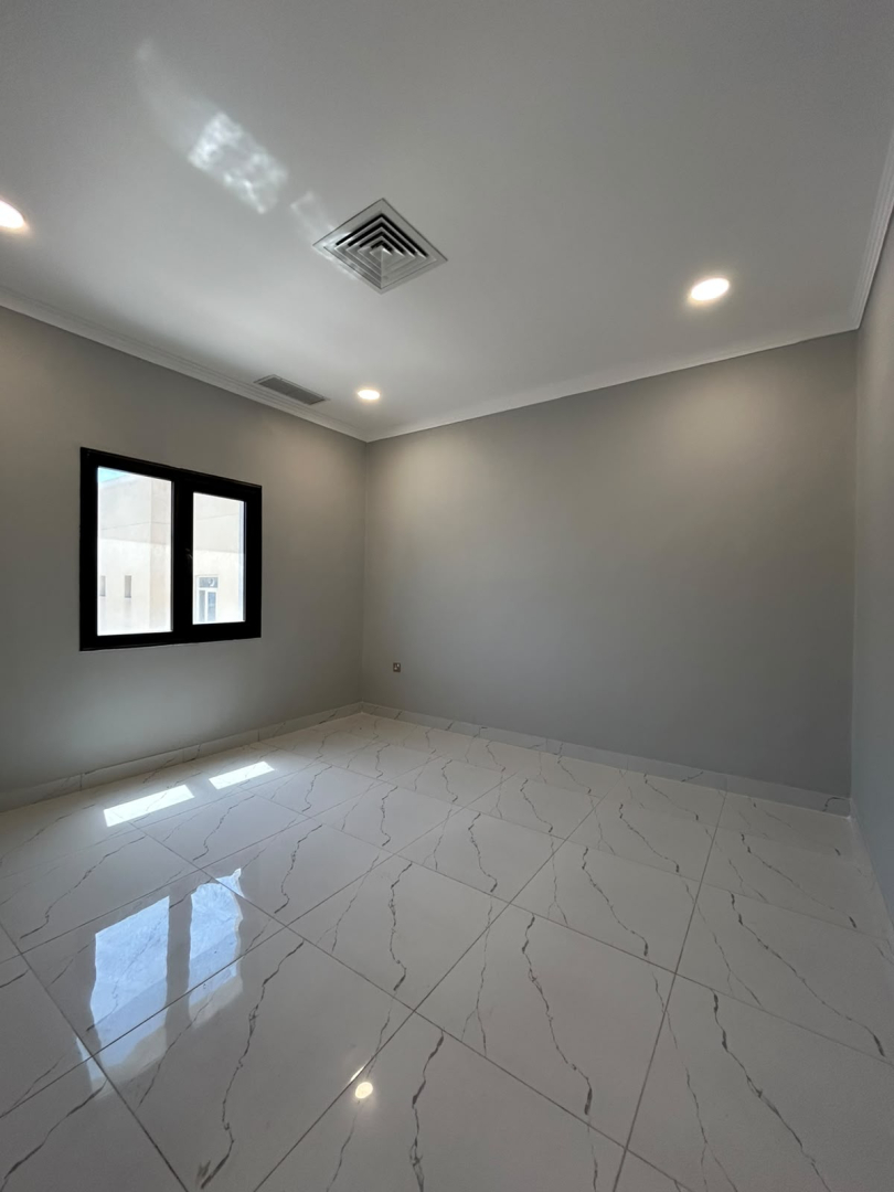 شقة سكنية للإيجار في الأندلس قطعة 3