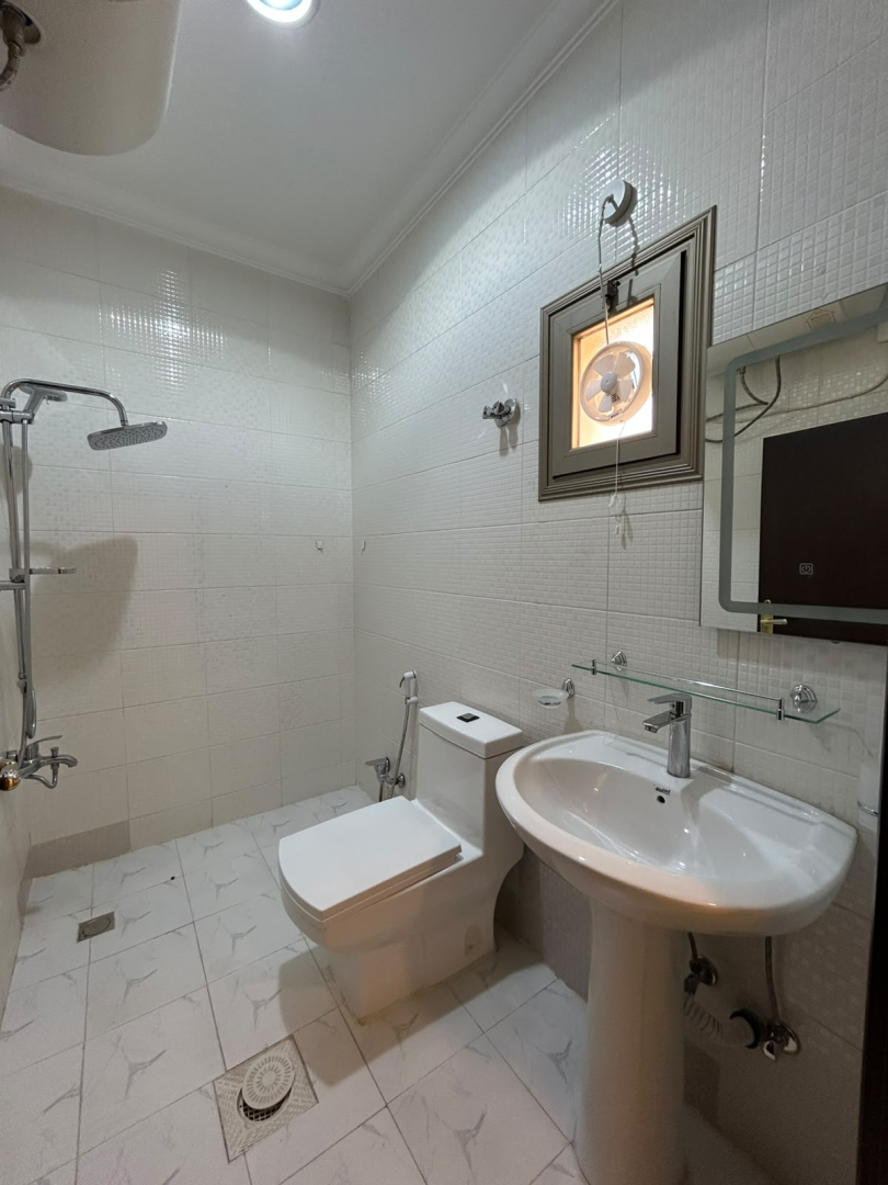 شقة سكنية للإيجار في بيان