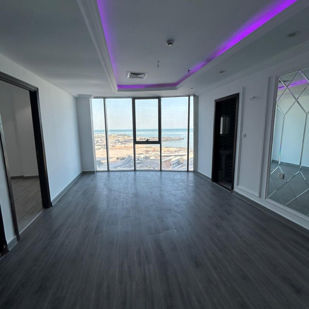 شقة سكنية إطلالة بحرية للإيجار في السالمية